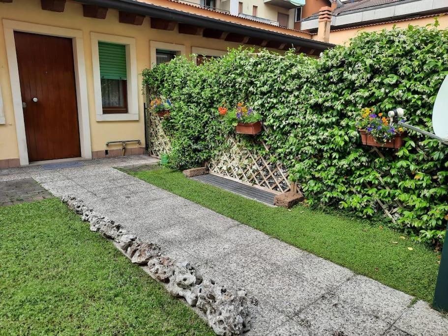 La Casa Di Davide Con Giardino E Garage Apartment Verona Ngoại thất bức ảnh