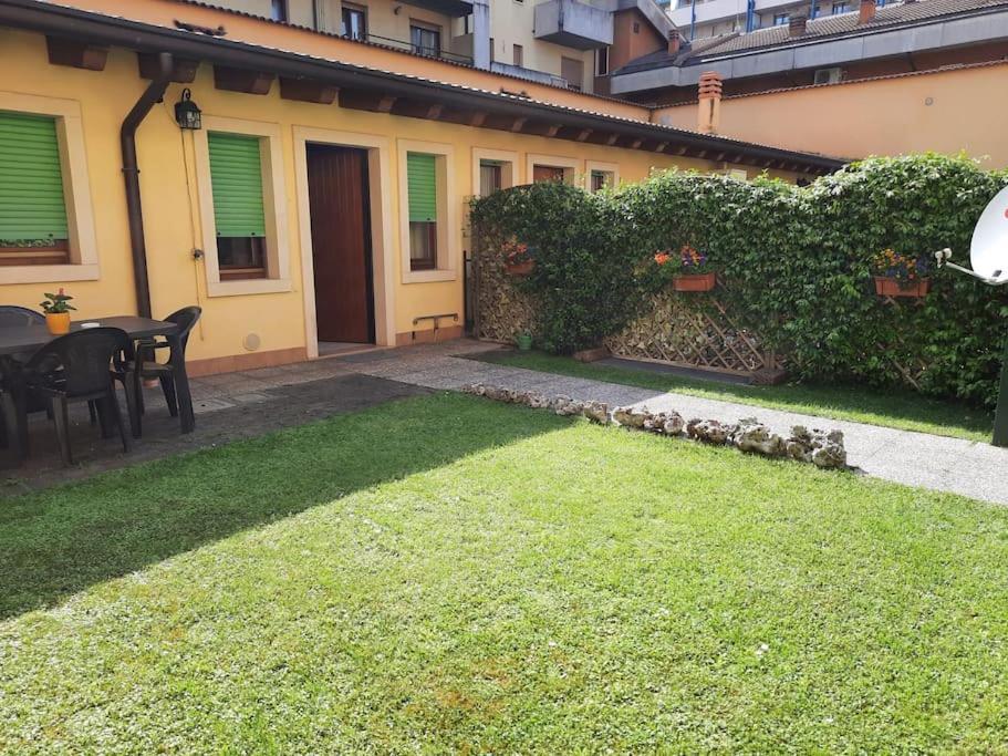 La Casa Di Davide Con Giardino E Garage Apartment Verona Ngoại thất bức ảnh