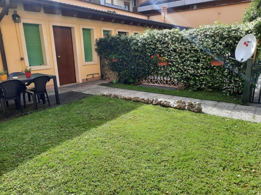 La Casa Di Davide Con Giardino E Garage Apartment Verona Ngoại thất bức ảnh